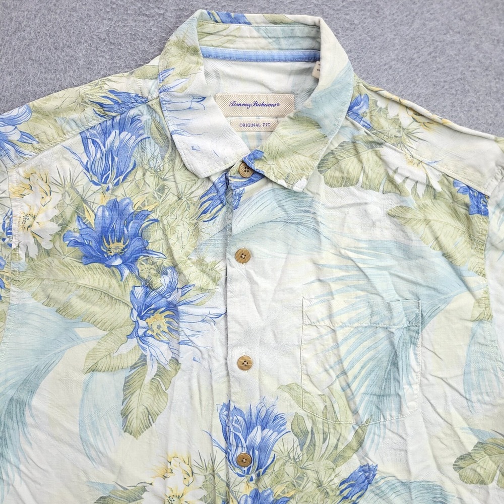 Tommy Bahama 100% Silk Hawaiian Shirt Mens Large Tropical Flowers Aloha Print